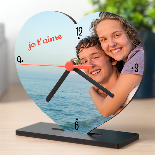Horloge de table personnalisé en forme de cœur